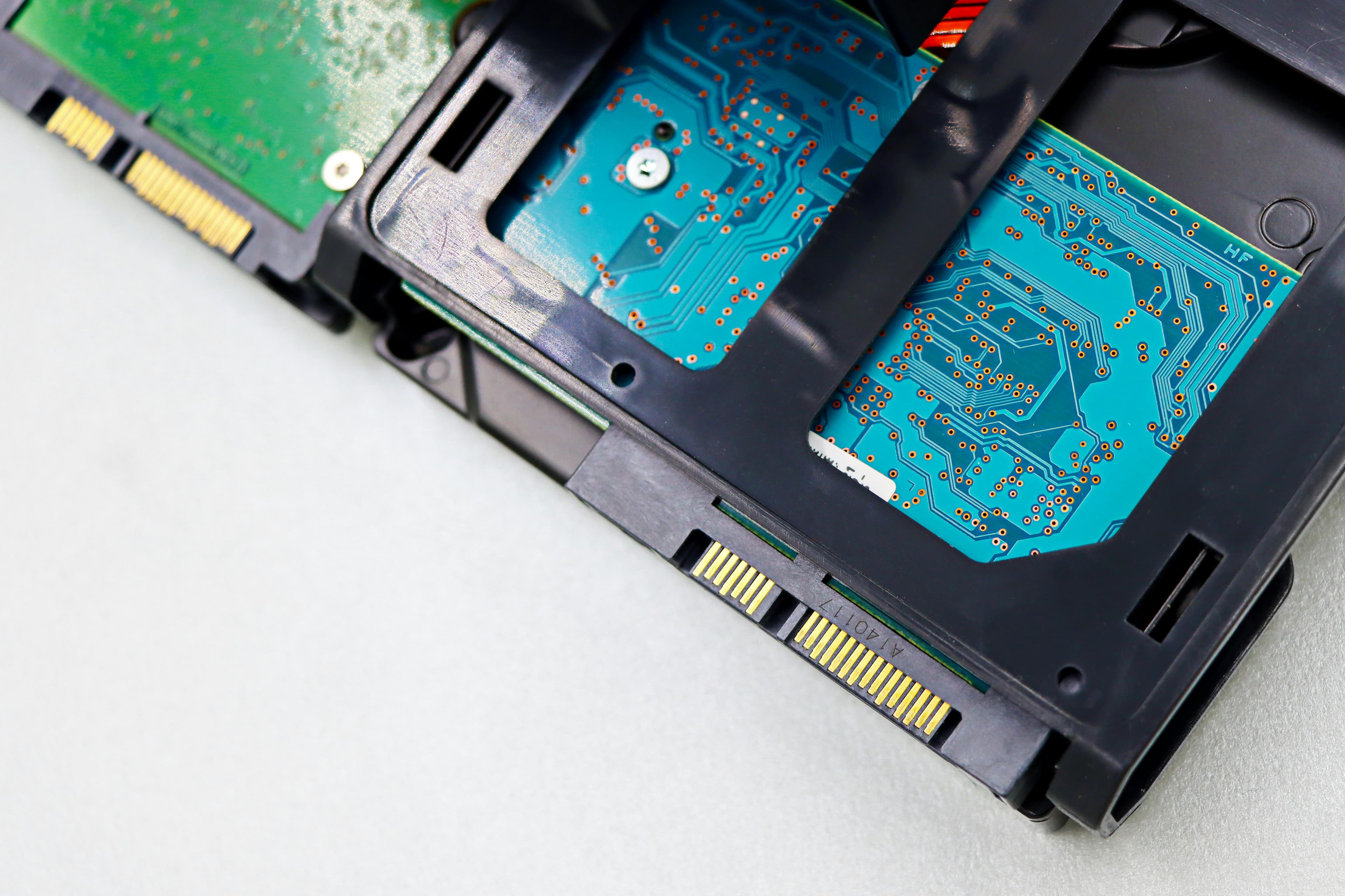 Close-up of storage drive components used for a Windows Server native NVMe article